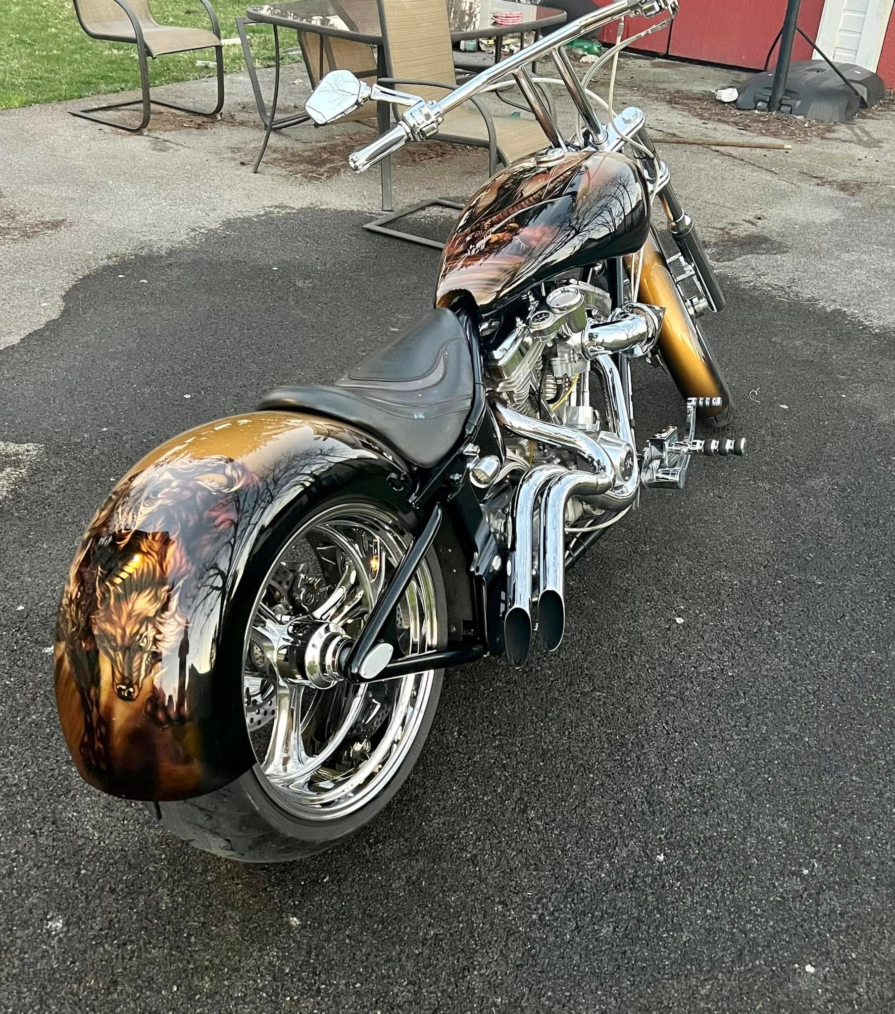 Ryan's Chopper — front fender, skull with coin in mouth to pay the boatman