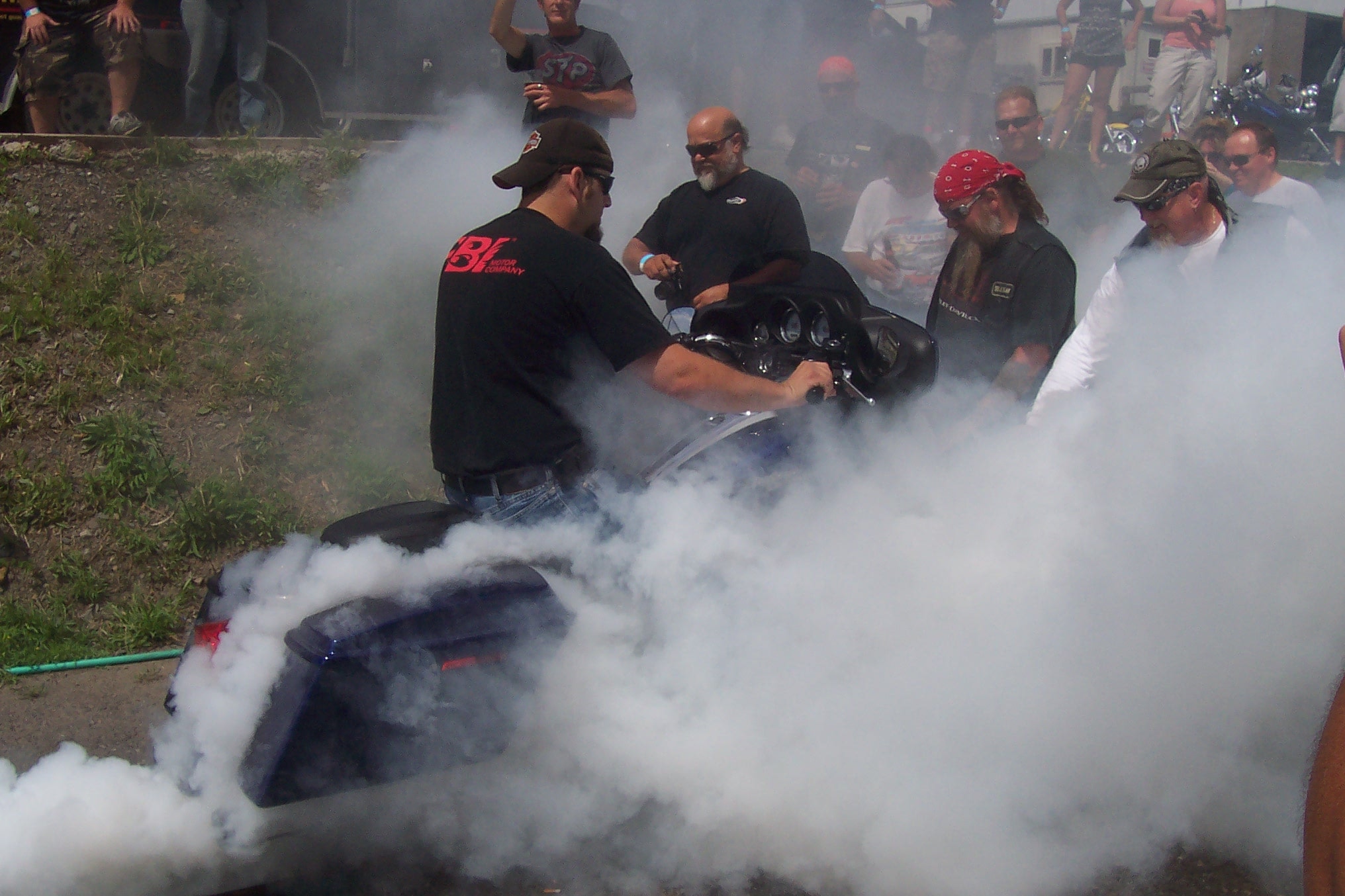 Higie's Iron Horse Saloon Summer BBQ Series — burnout competition