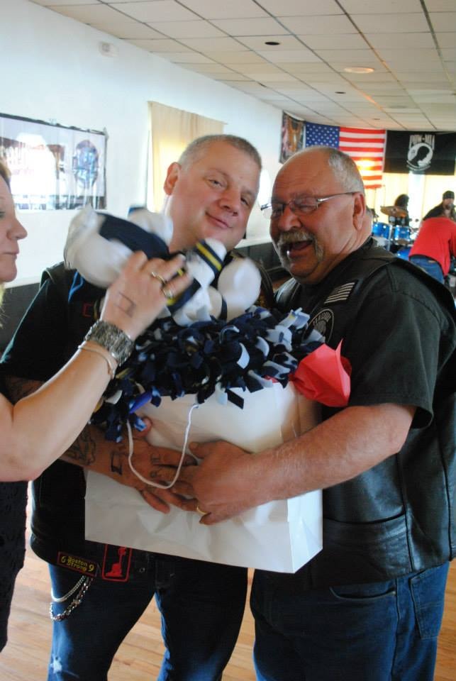 Pearl Street Jam Kick-Start Party — gift presentation to veteran