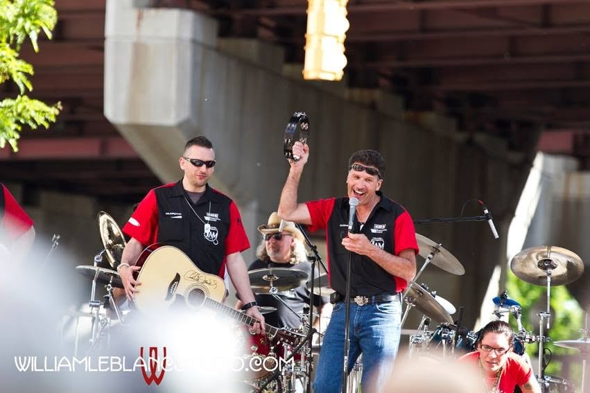 Pearl Street Jam — performers on stage with guitar